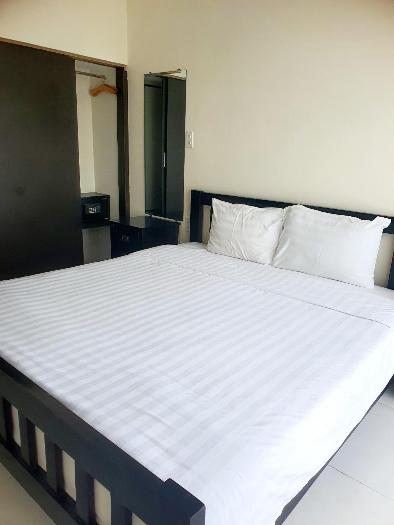 Kosmos Apart Hotel Phu Quoc - Night Market & Walkin To Beach Екстериор снимка